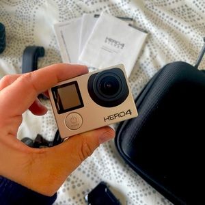 GoPro Hero 4 + accessories